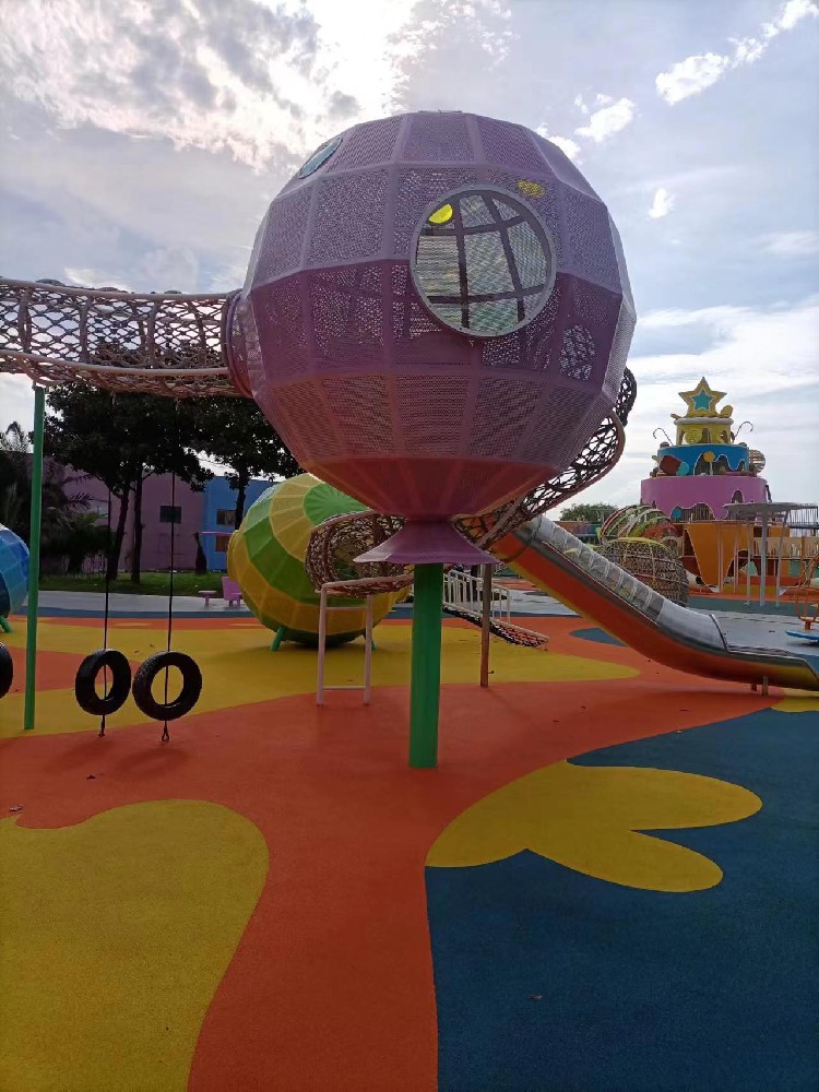 利来·体育圆满完成宁波达蓬山星梦乐园塑胶地面项目施工